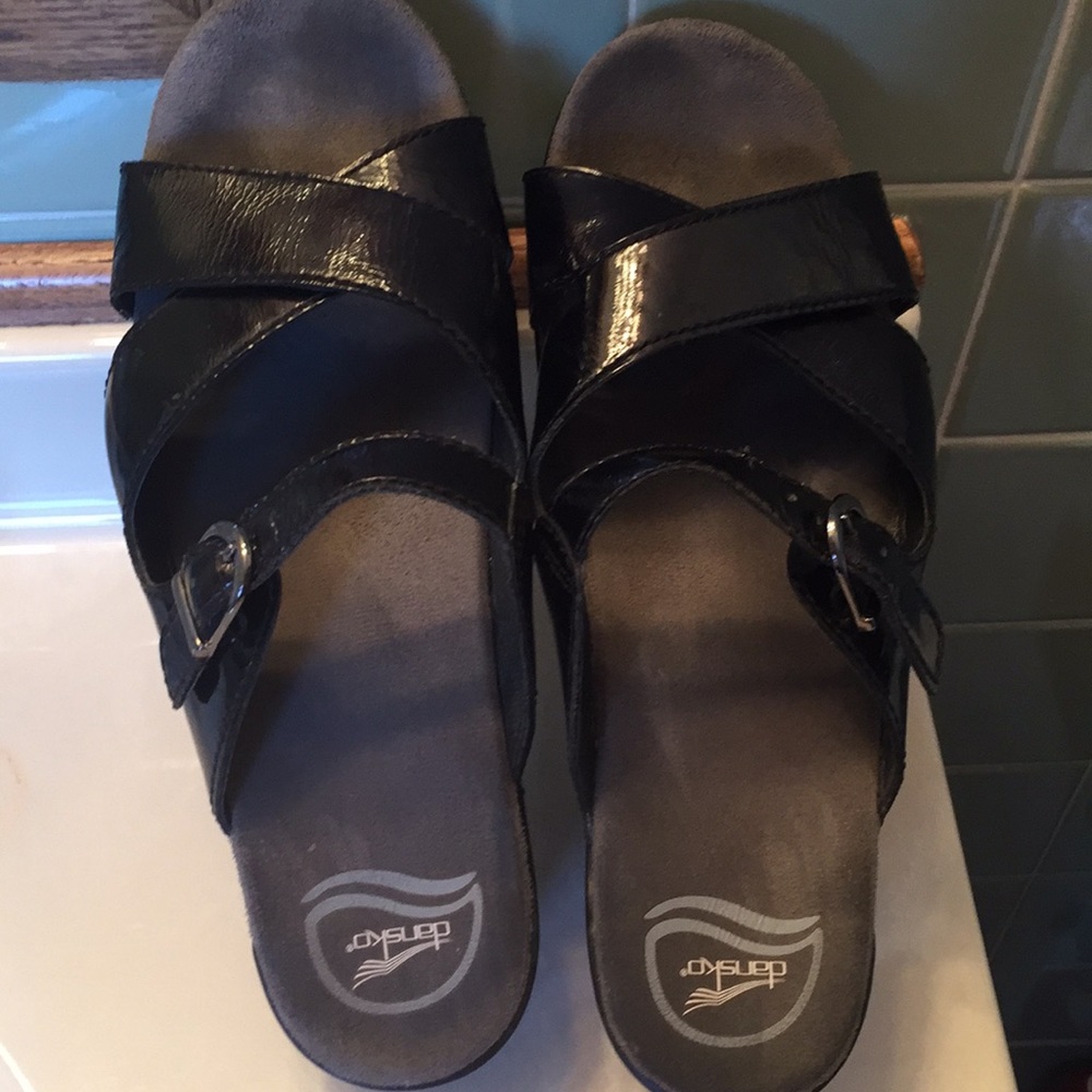 Size 40 Patten Leather Dansko Sandals